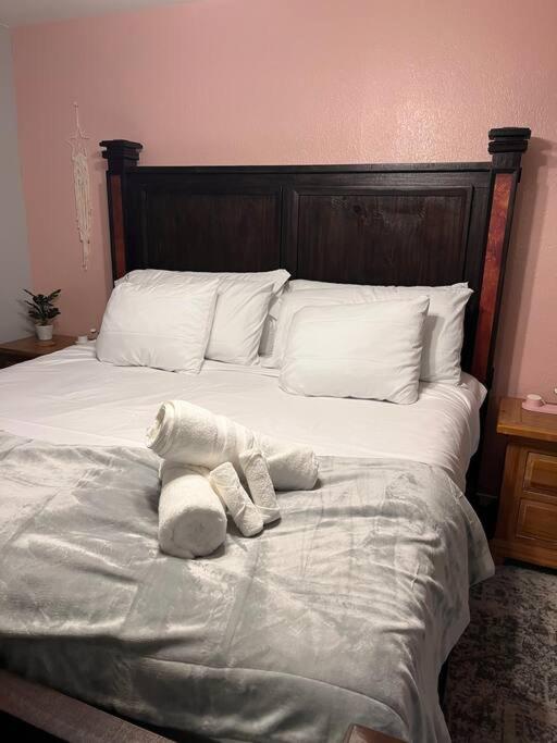 Healing Haven King Bed Suite Dallas Exterior foto